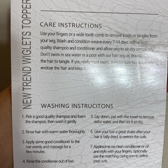 Wiglet Topper - Picture 6 of 7